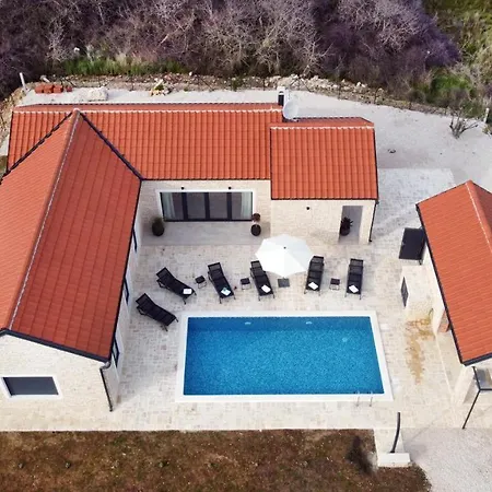 Luxury With A Swimming Pool Privlaka, Zadar - 18623 Вилла